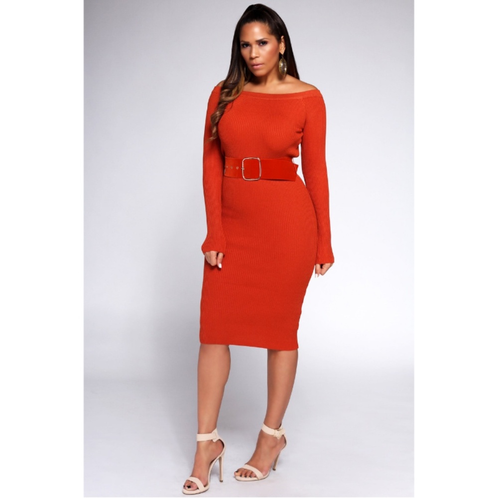 Agata Belted Off the Shoulders Ribbed Long Sleeves